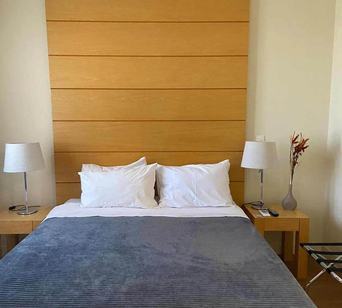 Quarto Em Hotel Pertinho Do Aeroporto De Congonhas - H2208 Sao Paulo 0*,  Brazil